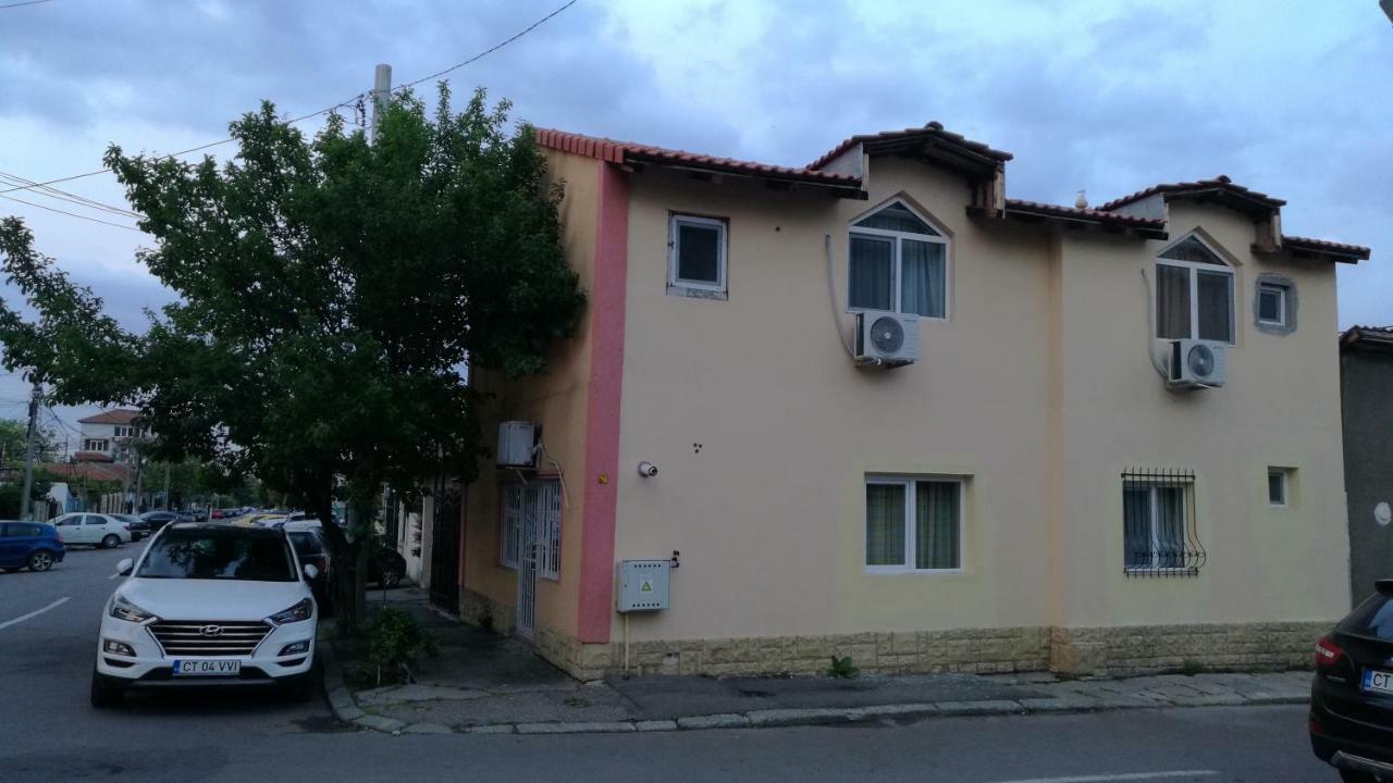 Cazare La Mare Vila Констанца Экстерьер фото